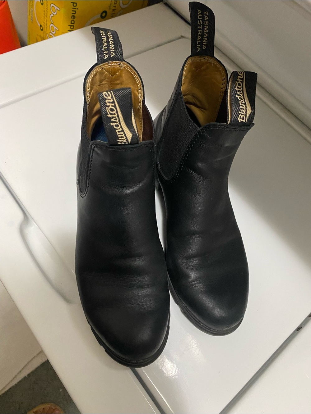 Blundstone Black Leather Chelsea Boots with Tan Lining/elevetad heels 2inc